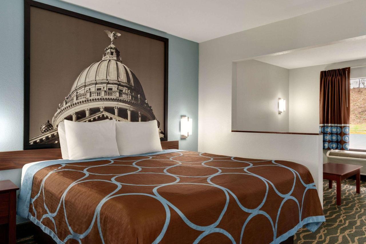 Hotel Super 8 By Wyndham Pearl/jackson/east 2*